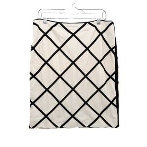 White House Black Market Pencil‎ Skirt Black Lattice Detail Size 12